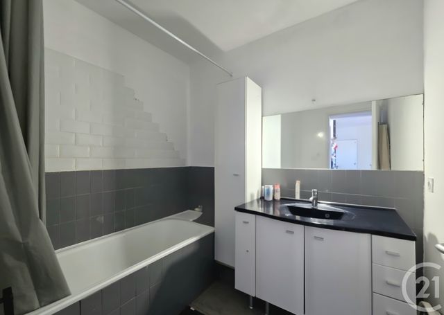 Appartement F6 à vendre - 6 pièces - 118.61 m2 - ISTRES - 13 - PROVENCE-ALPES-COTE-D-AZUR - Century 21 Cabinet Corvaja