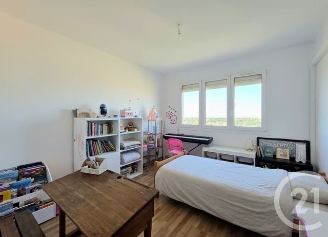 Appartement F6 à vendre - 6 pièces - 118.61 m2 - ISTRES - 13 - PROVENCE-ALPES-COTE-D-AZUR - Century 21 Cabinet Corvaja