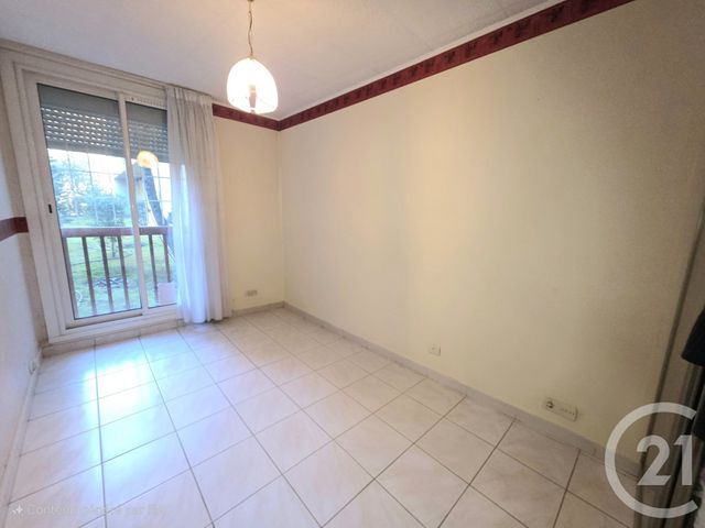 Appartement à vendre - 4 pièces - 75.76 m2 - ISTRES - 13 - PROVENCE-ALPES-COTE-D-AZUR - Century 21 Cabinet Corvaja