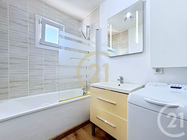 Appartement F2 à vendre - 2 pièces - 51.37 m2 - ISTRES - 13 - PROVENCE-ALPES-COTE-D-AZUR - Century 21 Cabinet Corvaja