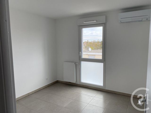 Appartement T3 à louer - 3 pièces - 56.04 m2 - ISTRES - 13 - PROVENCE-ALPES-COTE-D-AZUR - Century 21 Cabinet Corvaja