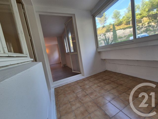 Appartement T5 à louer - 5 pièces - 98.05 m2 - MARTIGUES - 13 - PROVENCE-ALPES-COTE-D-AZUR - Century 21 Cabinet Corvaja
