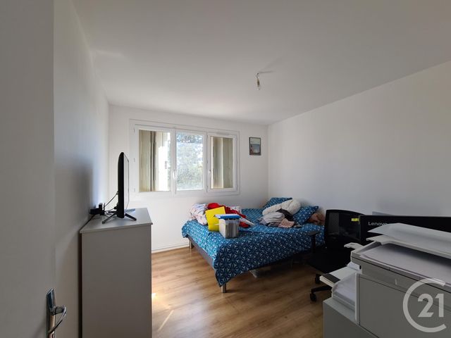 Afficher la photo en grand Appartement F3 à louer - 3 pièces - 69.48 m2 - ISTRES - 13 - PROVENCE-ALPES-COTE-D-AZUR - Century 21 Cabinet Corvaja