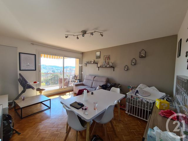 Afficher la photo en grand Appartement F3 à louer - 3 pièces - 69.48 m2 - ISTRES - 13 - PROVENCE-ALPES-COTE-D-AZUR - Century 21 Cabinet Corvaja